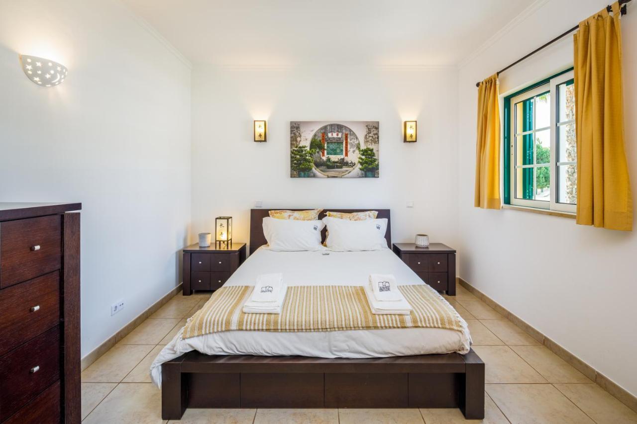 Falesia Beach Villa By The Portuguese Butler Olhos de Agua  Bagian luar foto