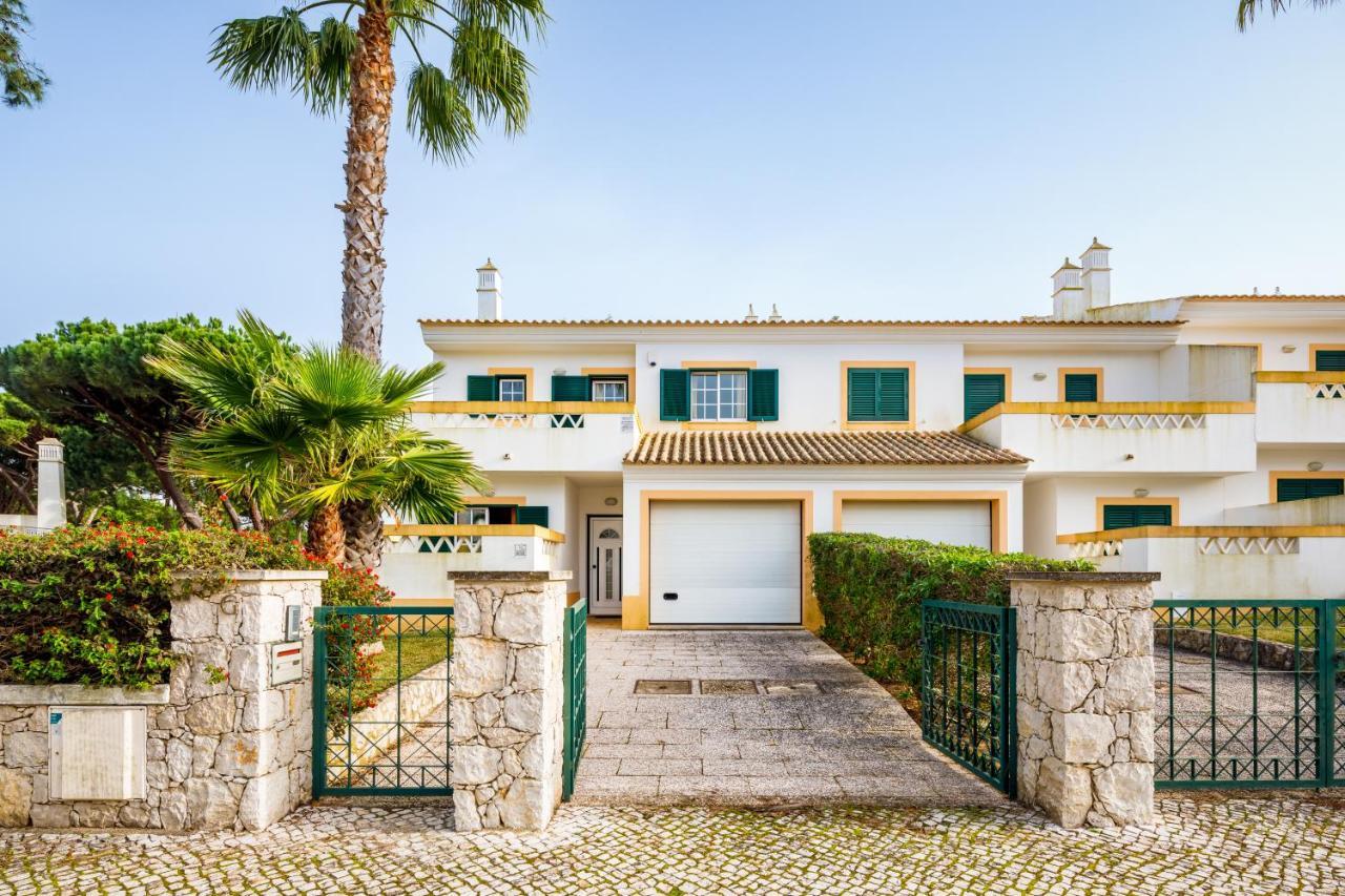 Falesia Beach Villa By The Portuguese Butler Olhos de Agua  Bagian luar foto